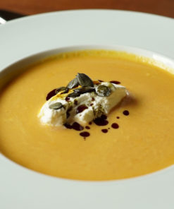 1 l hausgemachte Kürbissuppe